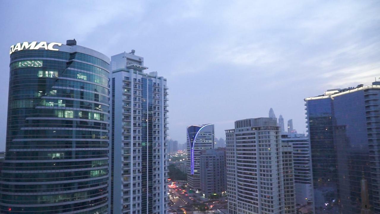 Back Packer Top 10 Dubai Buitenkant foto